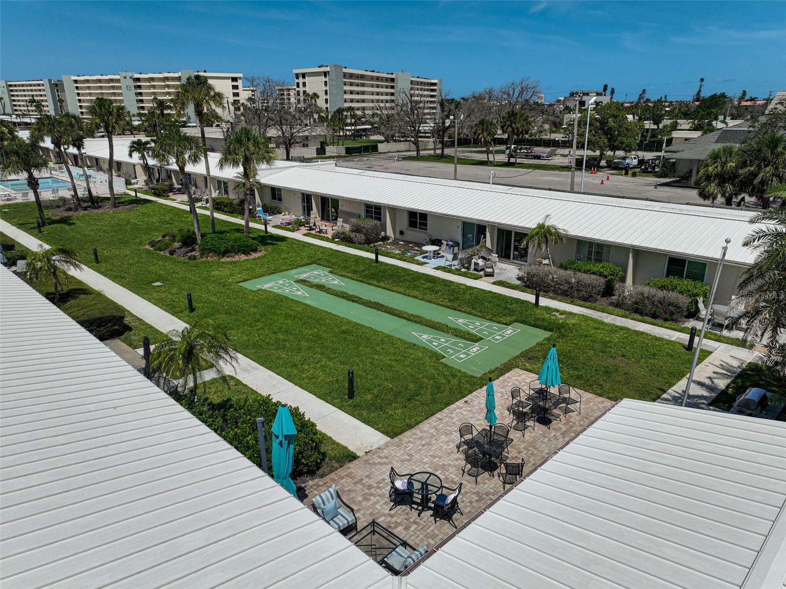JAMAICA ROYALE - Residential