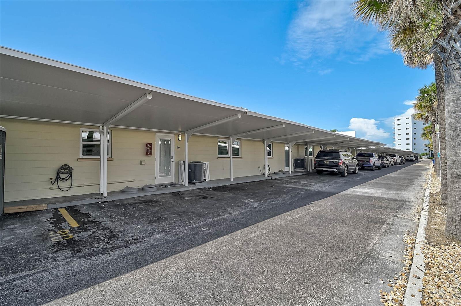 Wonderful gulf side attached villa in an all ground level association, so no milestone inspections required. This completely updated, open floor plan unit has porcelain tile throughout, new appliances, hot water heater, interior washer and dryer, all new plumbing (Pex), hurricane impact front door and sliders, new closet doors, bathrooms, and more. Fantastic rental history! The HOA installed a new roof on the property in 2023, too! Jamaica Royale allows short term rentals so this could be a great investment property or keep it for your own second home. This is the closest gulf side weekly rental property to the main public beach offering 3 swimming pools, grilling stations and shuffle board. Make this great property yours today at a value!