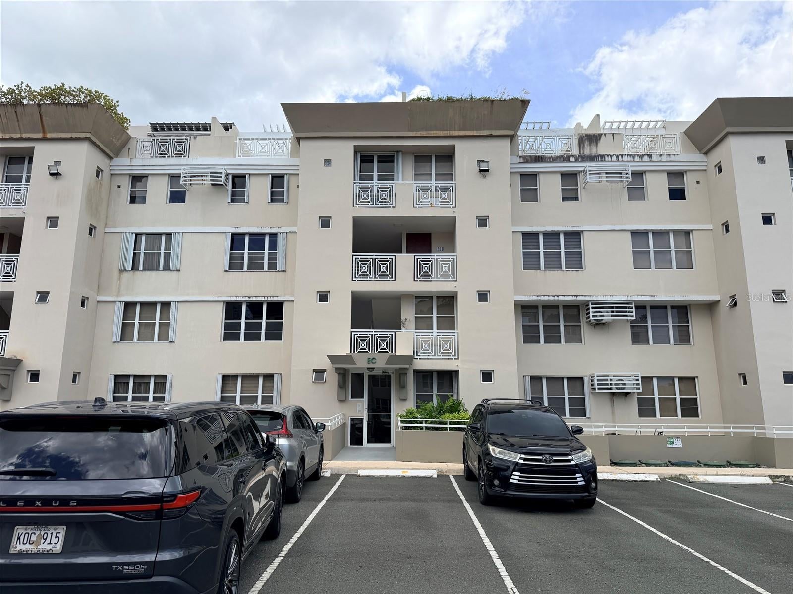 50 LOPATEGUI AVENUE EC-PH2