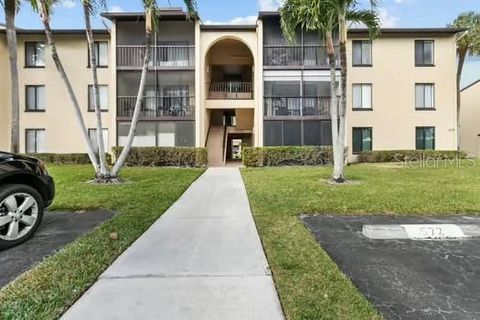 629 SEA PINE WAY D1 GREENACRES FL 33415