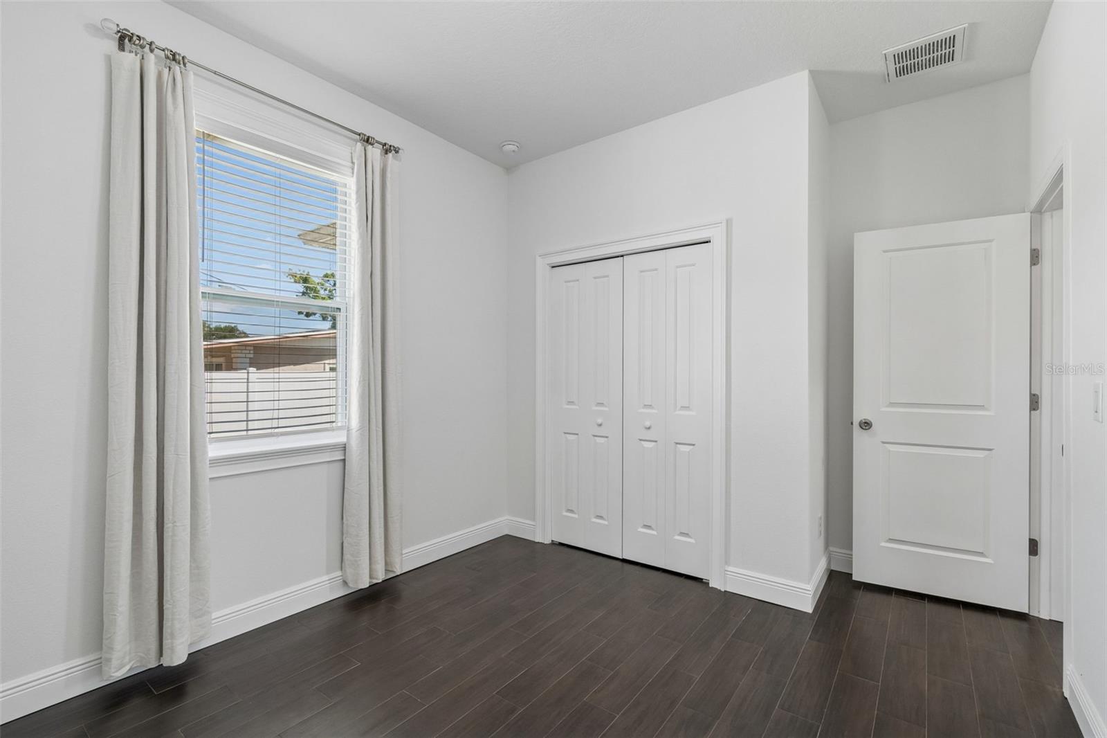 PENELOPE WILLIS SUB - Residential Lease