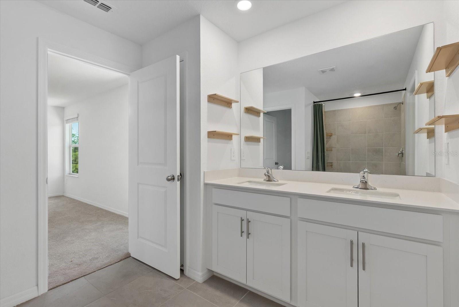 AURORA - Residential