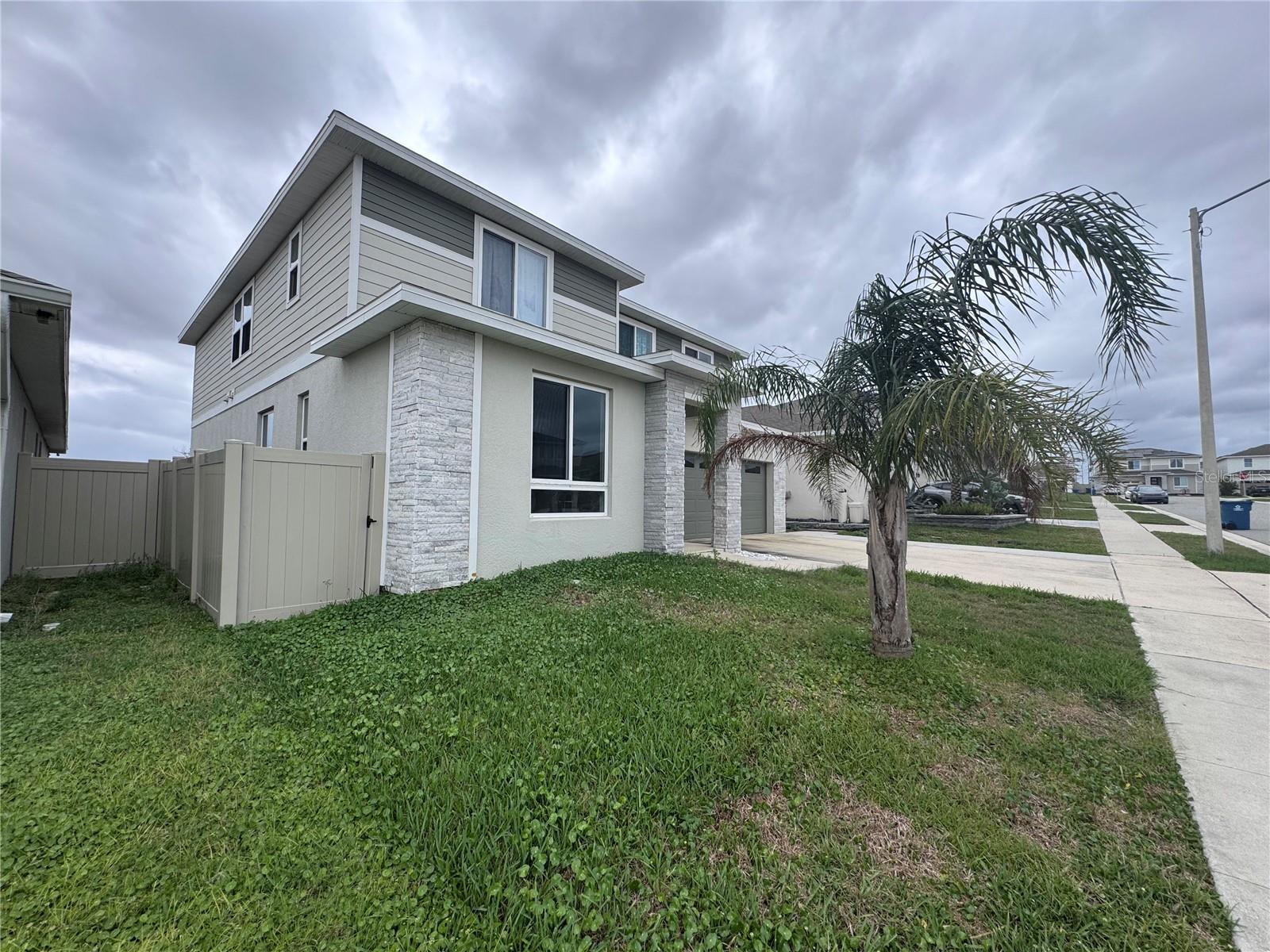 2620 MAGNOLIA AVENUE