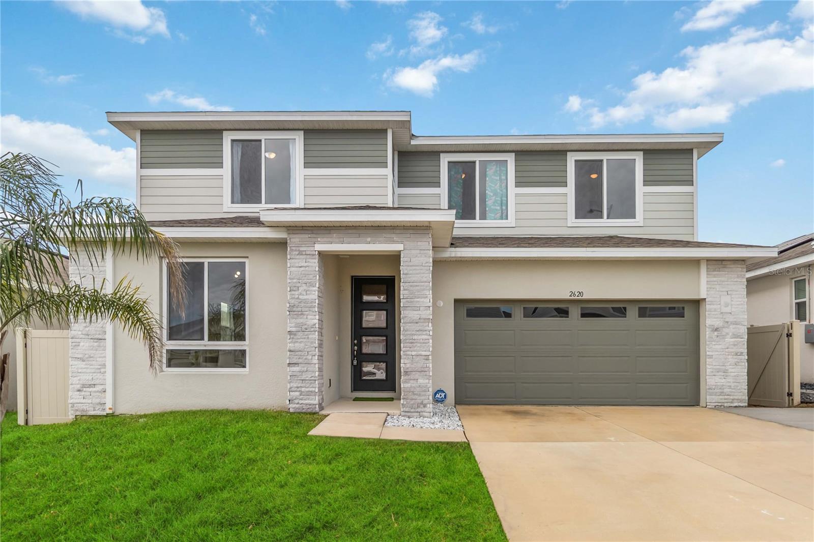 2620 MAGNOLIA AVENUE