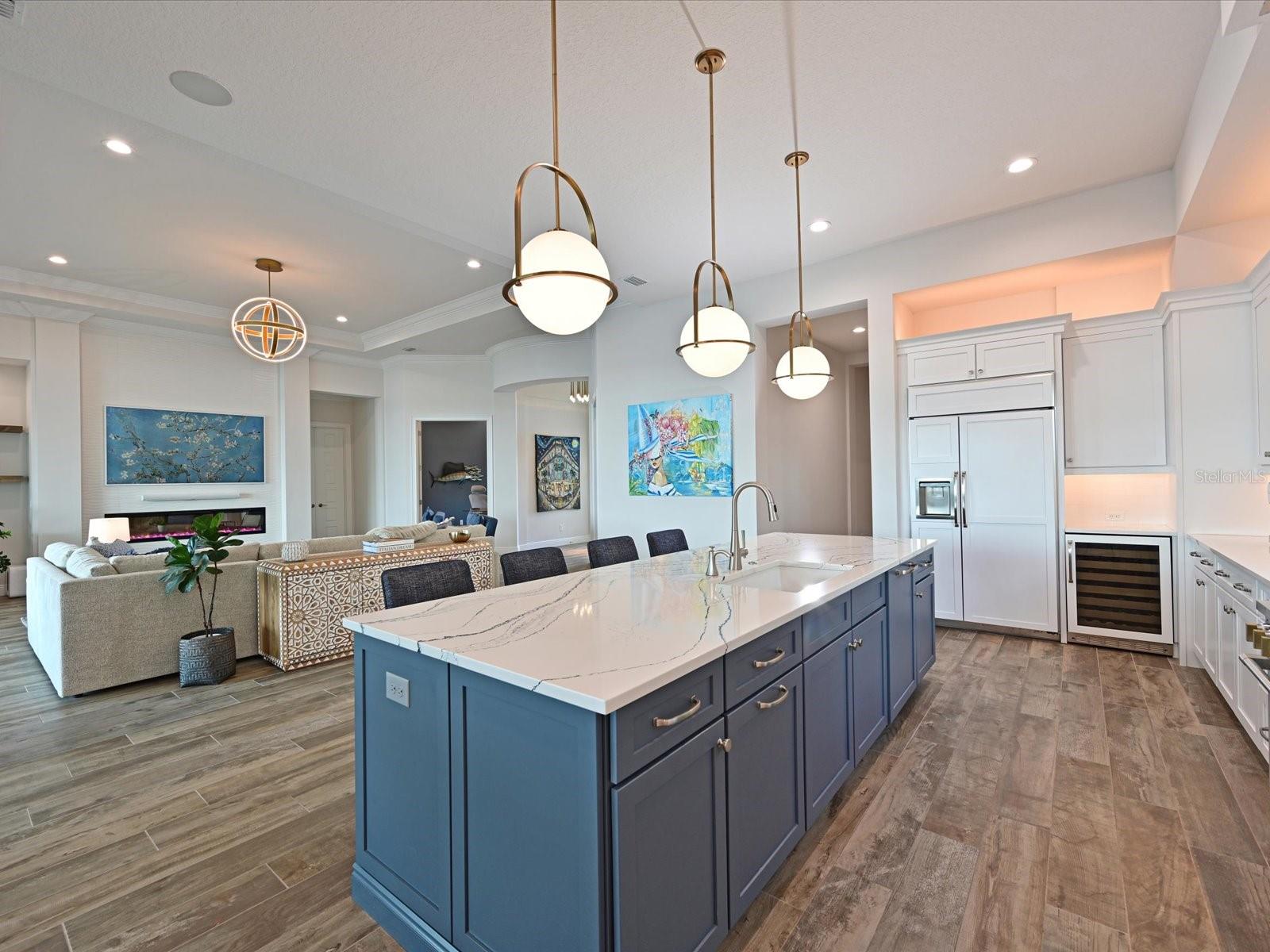 SANCTUARY COVE - Residential