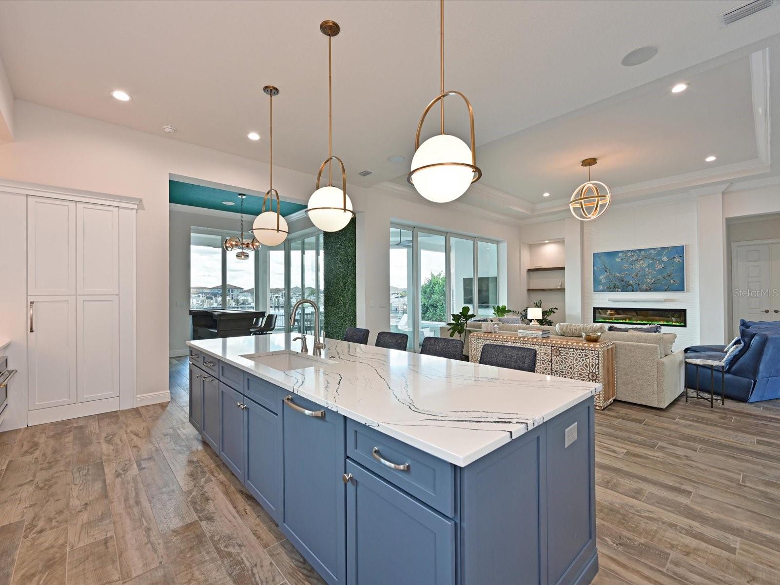 SANCTUARY COVE - Residential