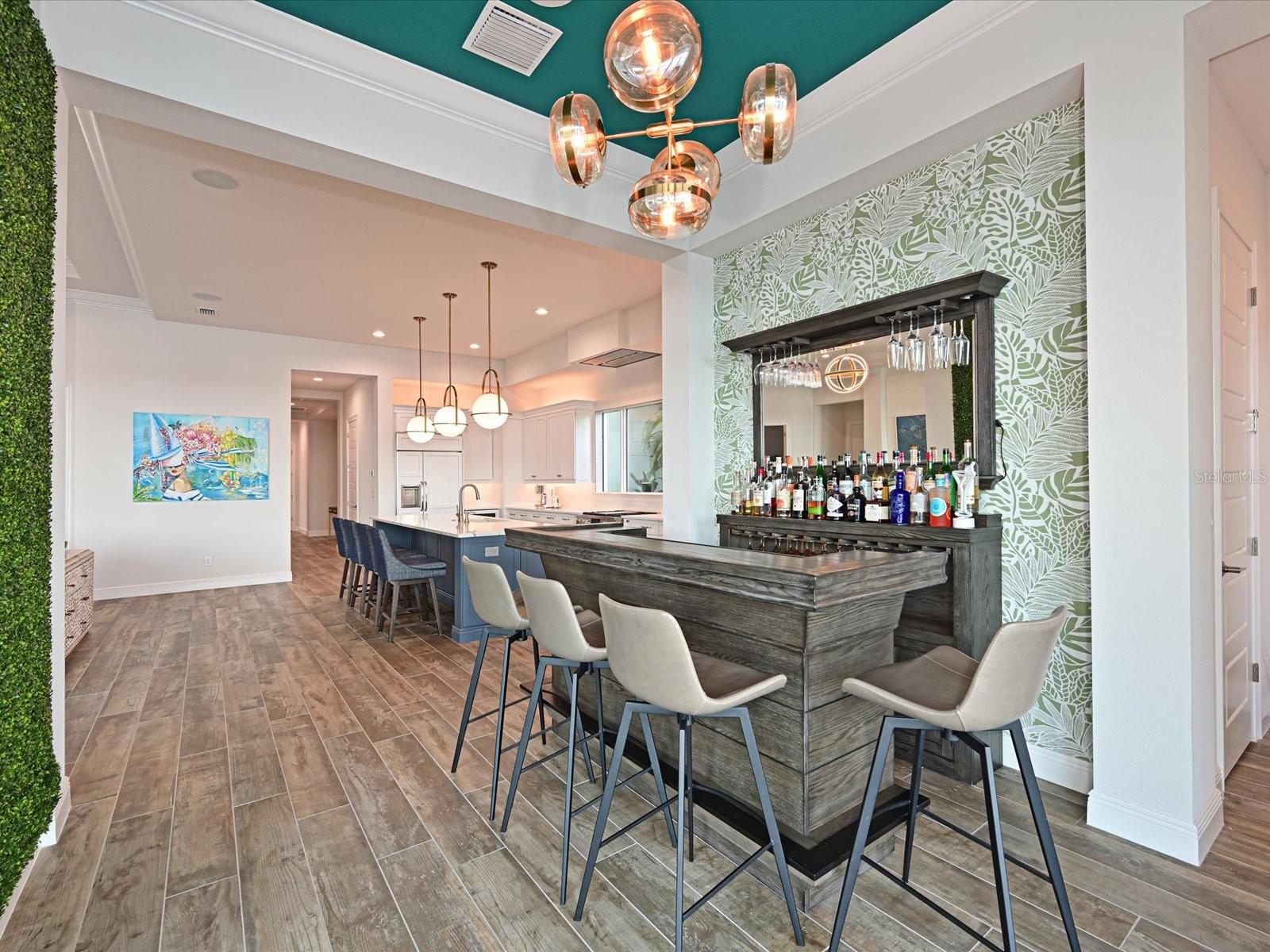 SANCTUARY COVE - Residential