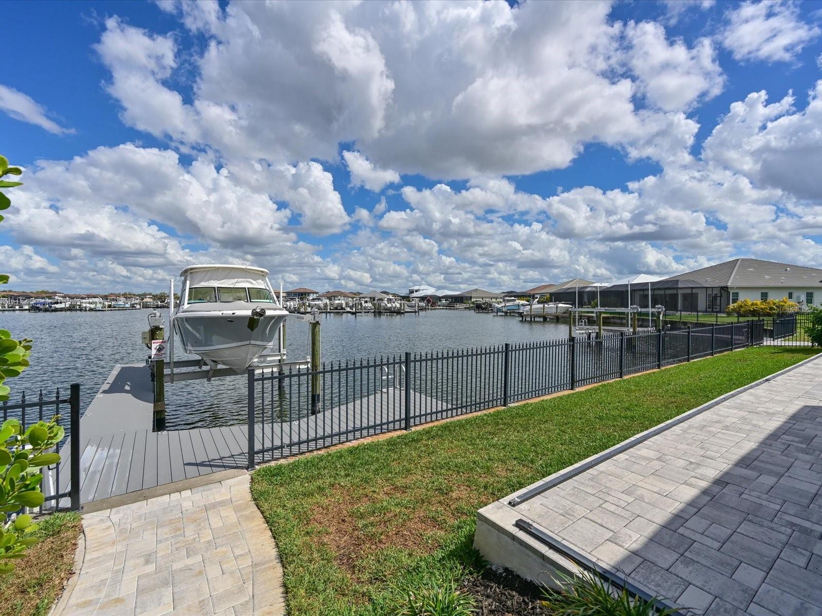 SANCTUARY COVE - Residential