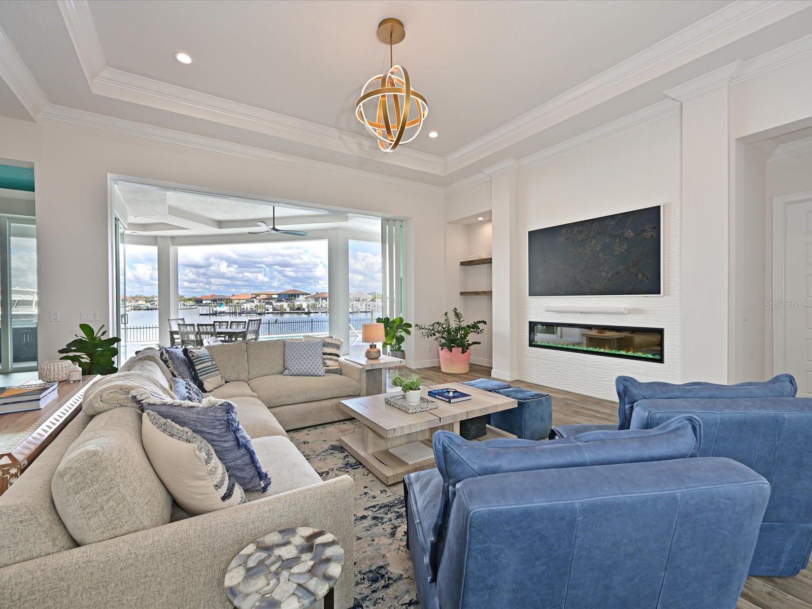 SANCTUARY COVE - Residential