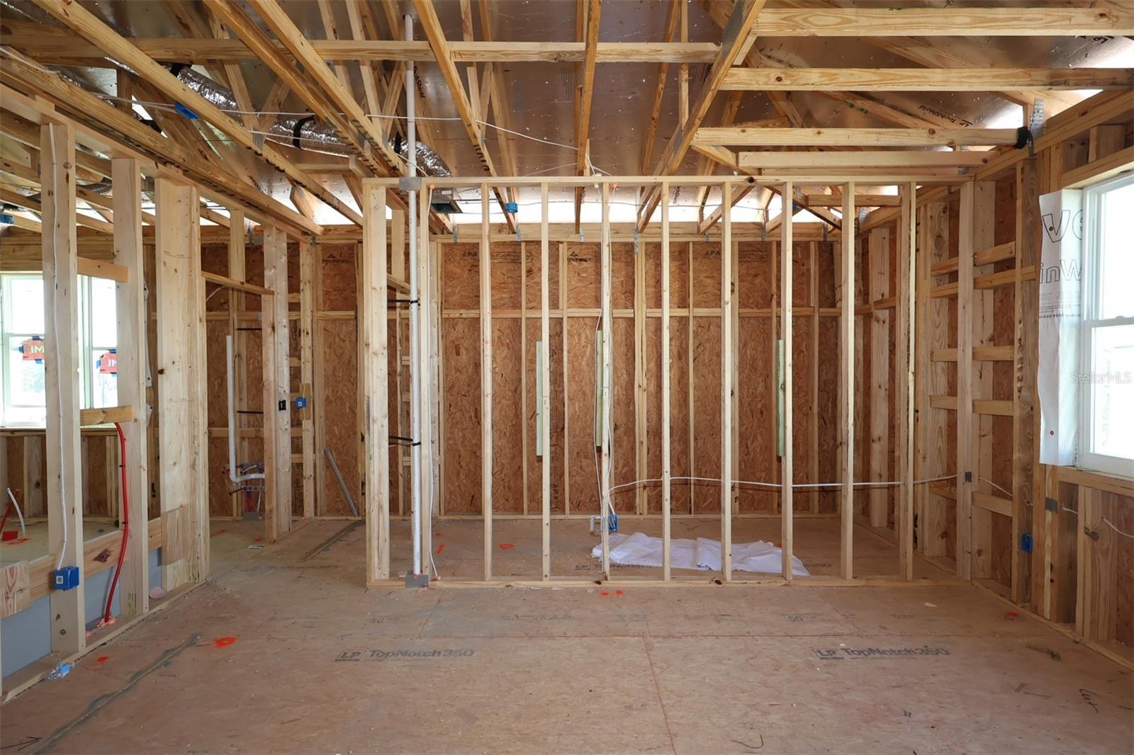 CENTER LAKE ON THE PARK - Residential