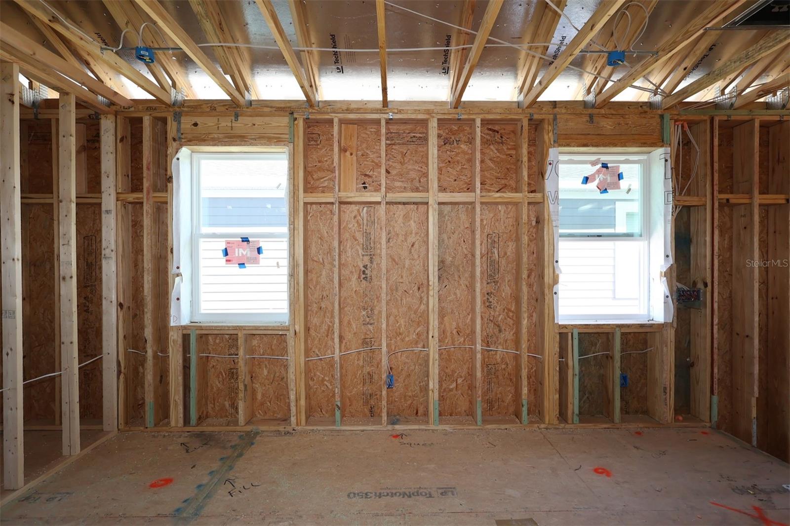 CENTER LAKE ON THE PARK - Residential