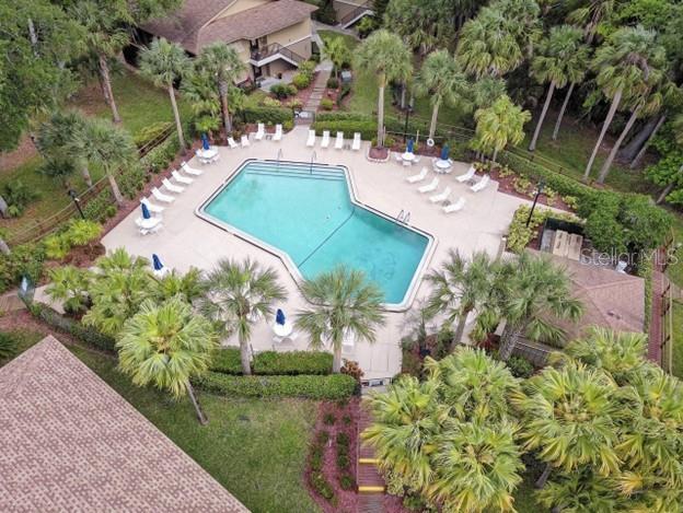 LAKESIDE CONDO APTS - Residential