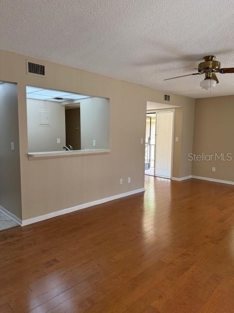 LAKESIDE CONDO APTS - Residential