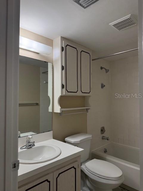 LAKESIDE CONDO APTS - Residential