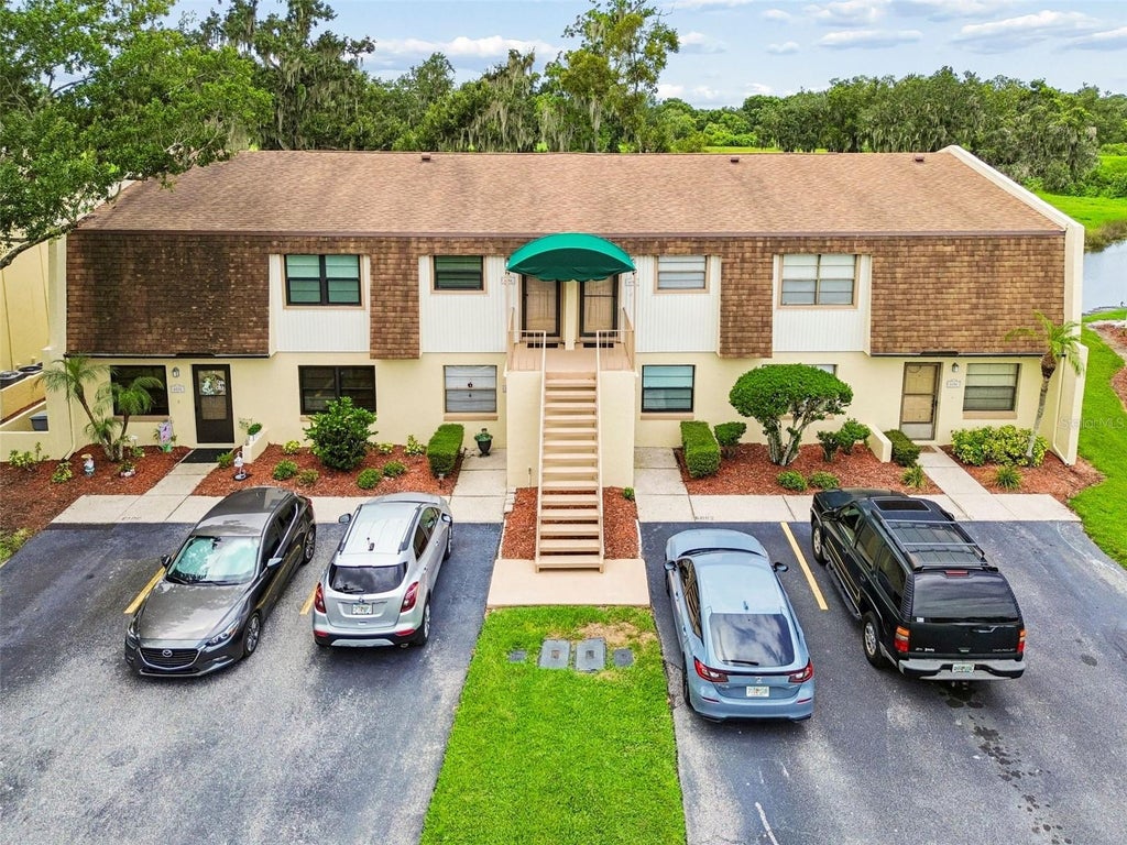 Photo of 6100 Topher Trail, Mulberry, FL 33860 (MLS # L4964029)