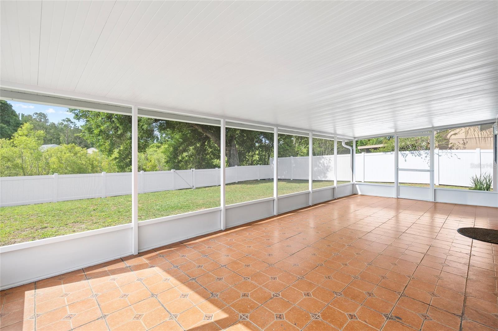 CARROLLWOOD MEADOWS UNIT XI - Residential