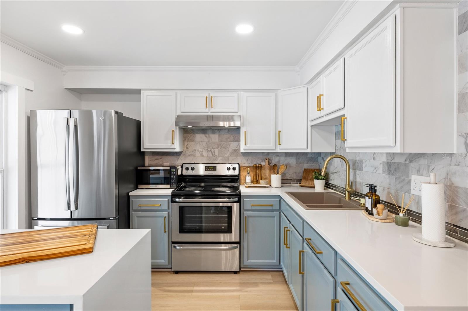 CARROLLWOOD MEADOWS UNIT XI - Residential