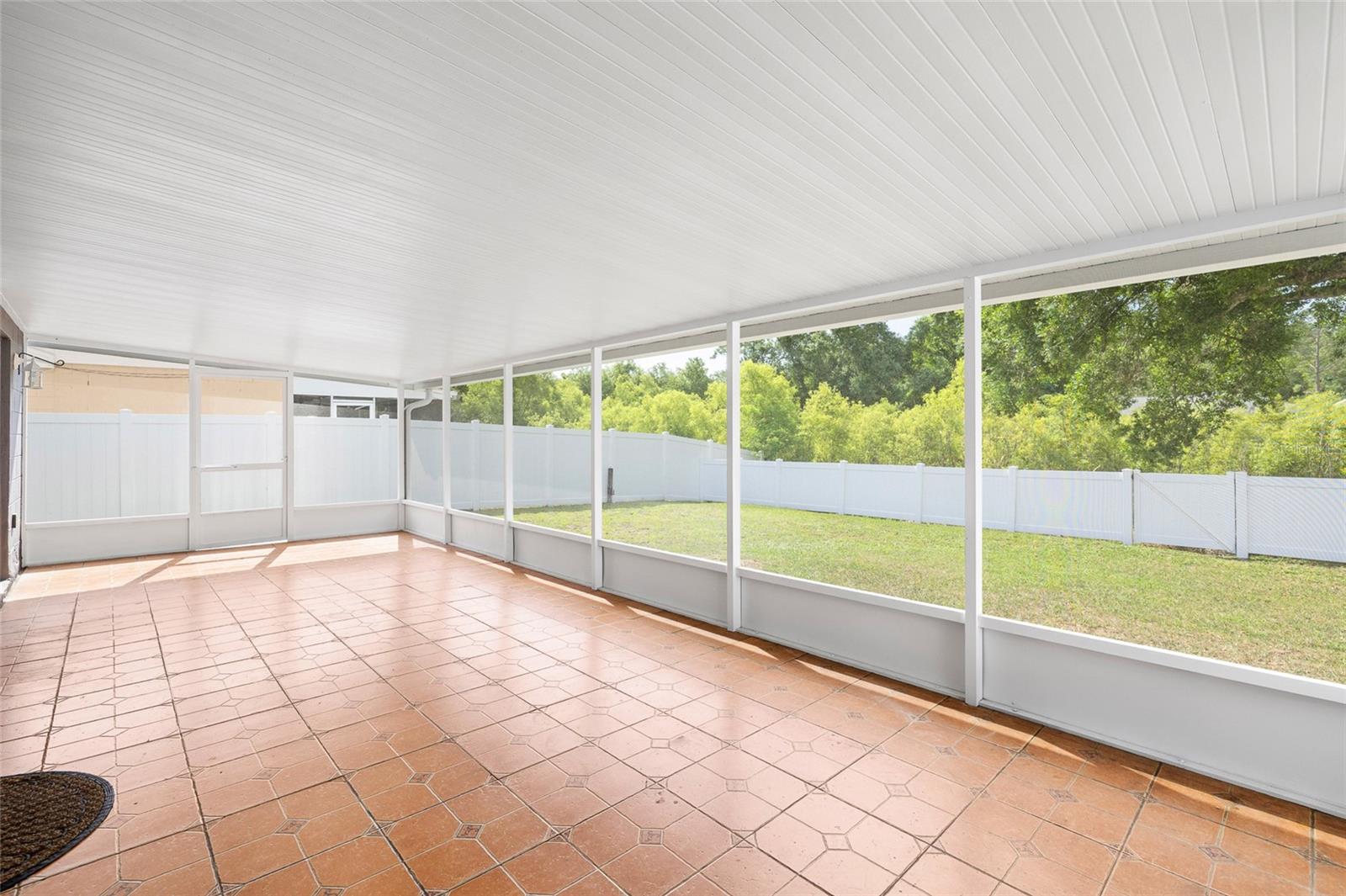 CARROLLWOOD MEADOWS UNIT XI - Residential