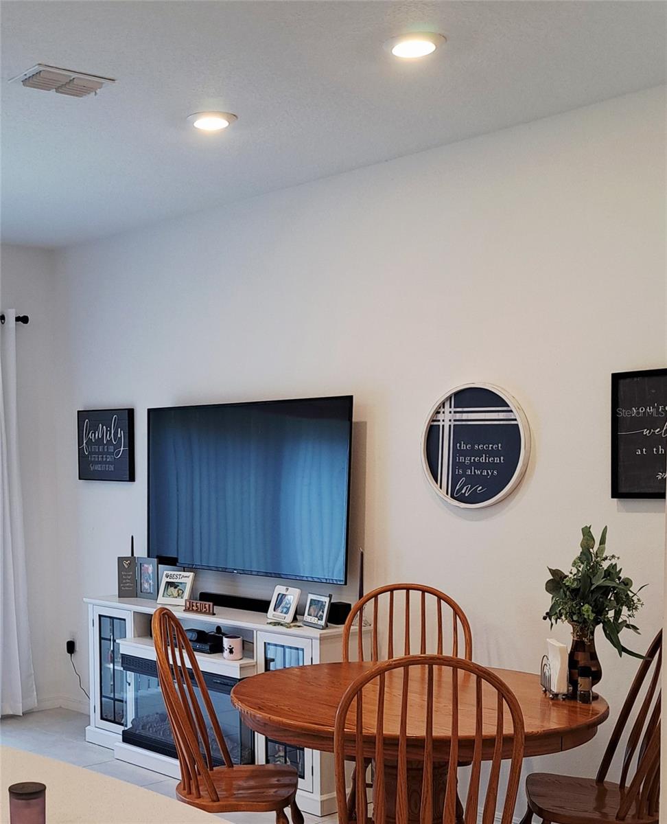 BELLA VITA PHASE 3 PB 198 PGS 1-8 LOT 171 - Residential