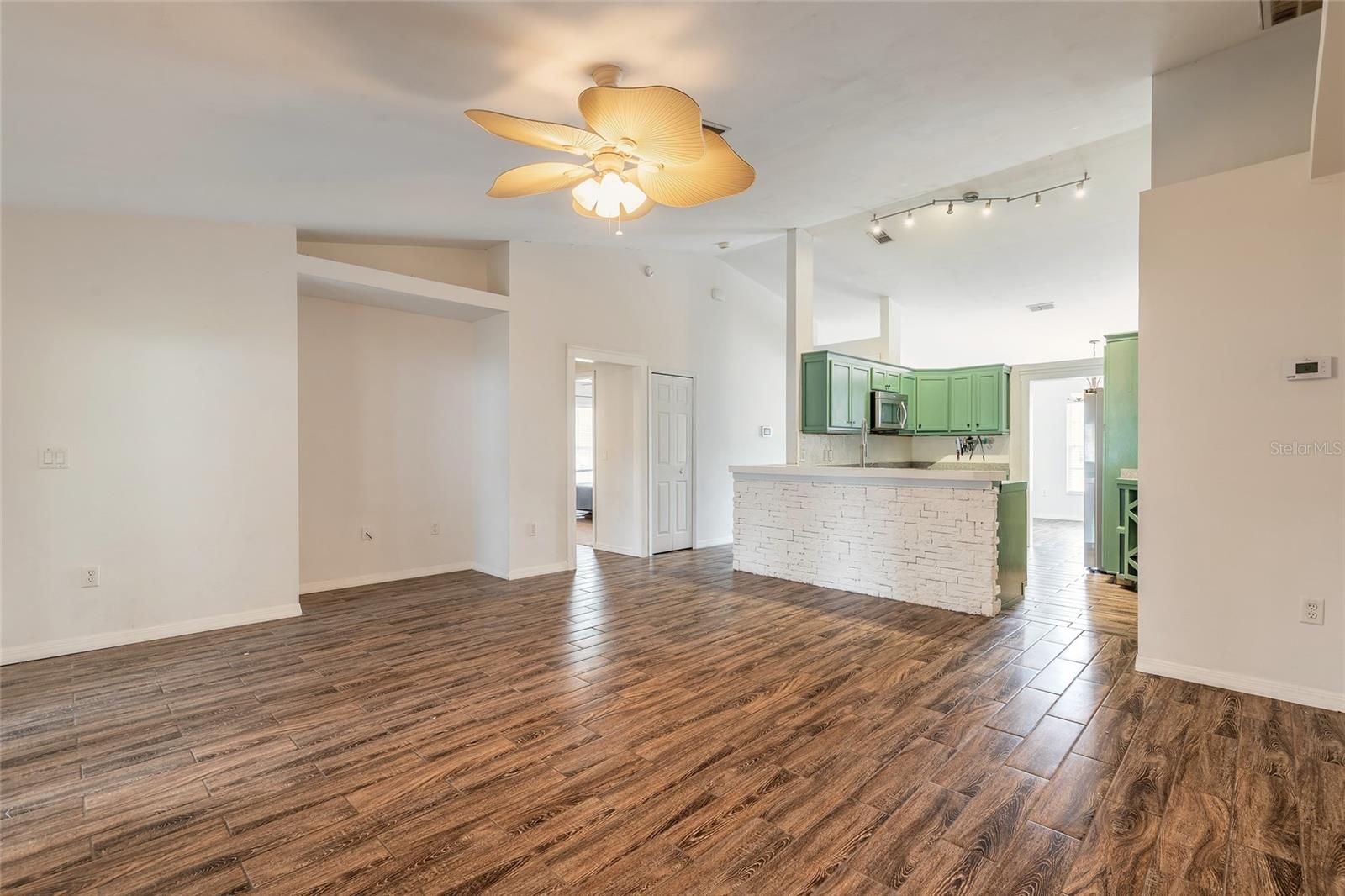 GENEVA HEIGHTS BLK 156 DELAND - Residential