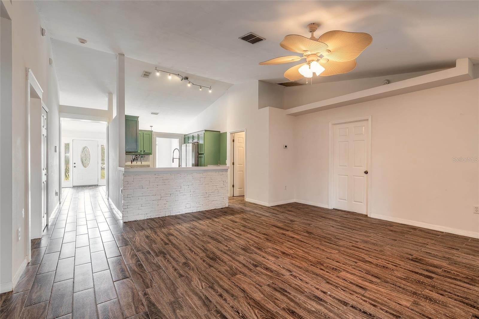 GENEVA HEIGHTS BLK 156 DELAND - Residential