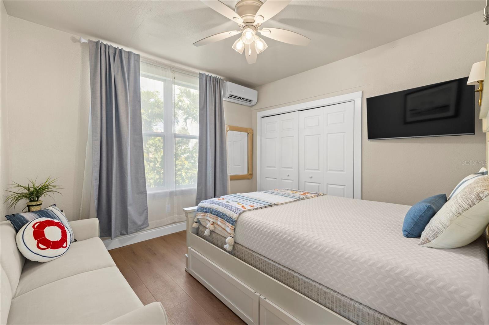 ST PETERSBURG BEACH REP - Residential Income