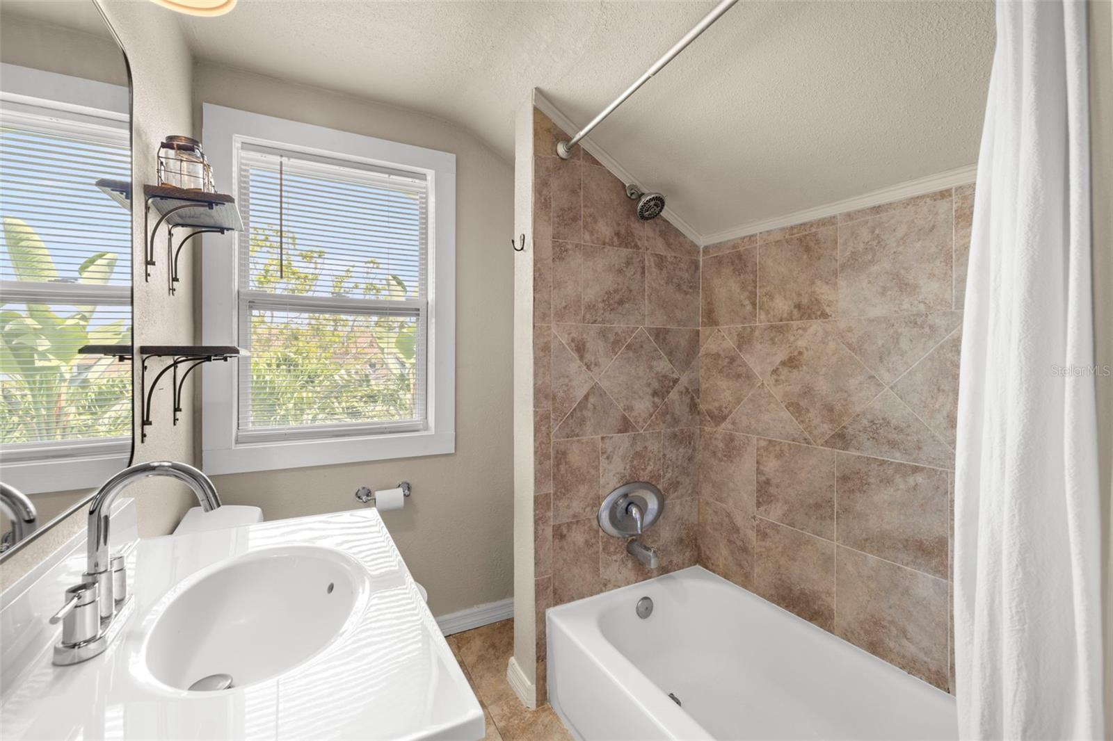 ST PETERSBURG BEACH REP - Residential Income