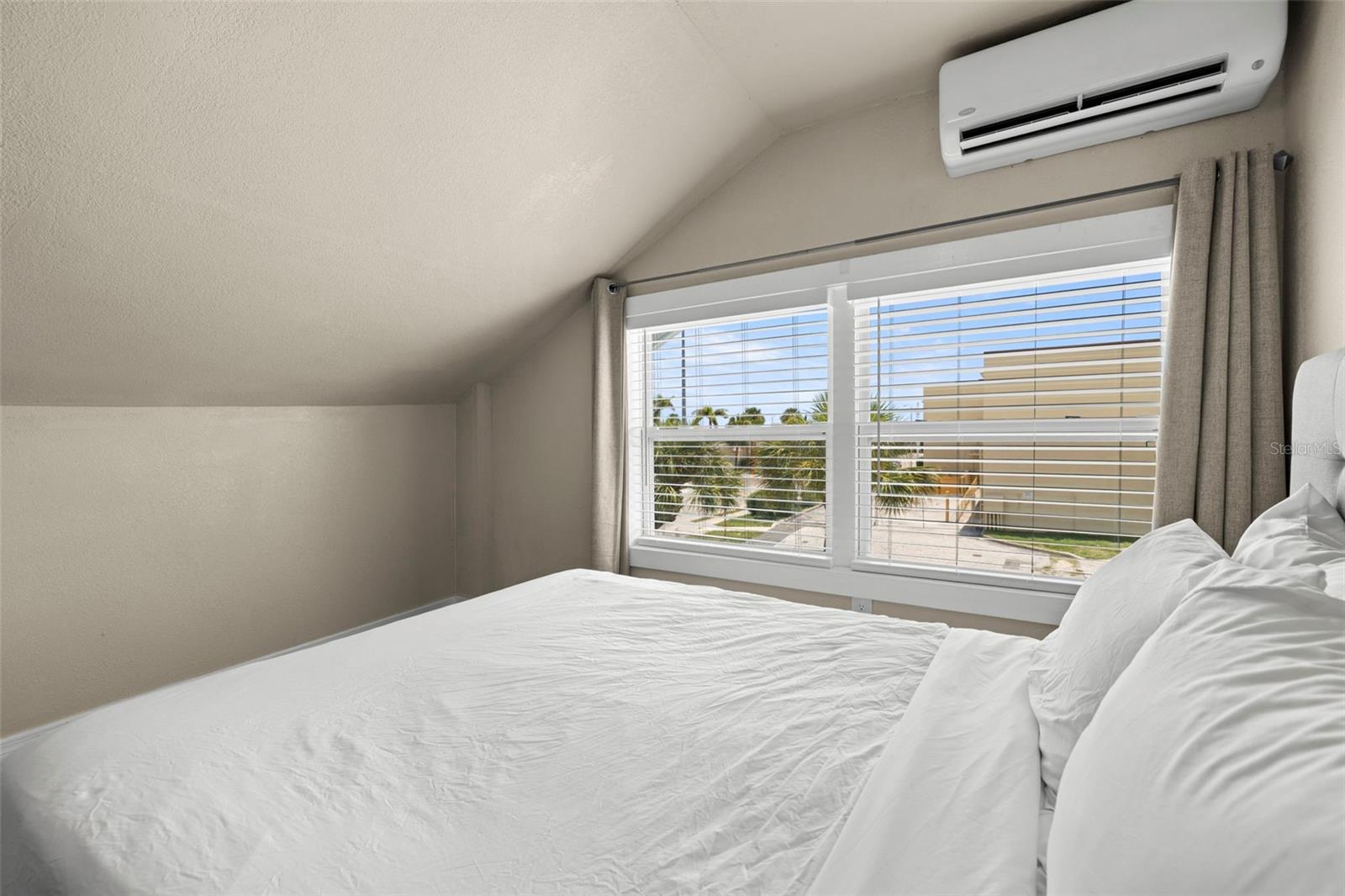 ST PETERSBURG BEACH REP - Residential Income