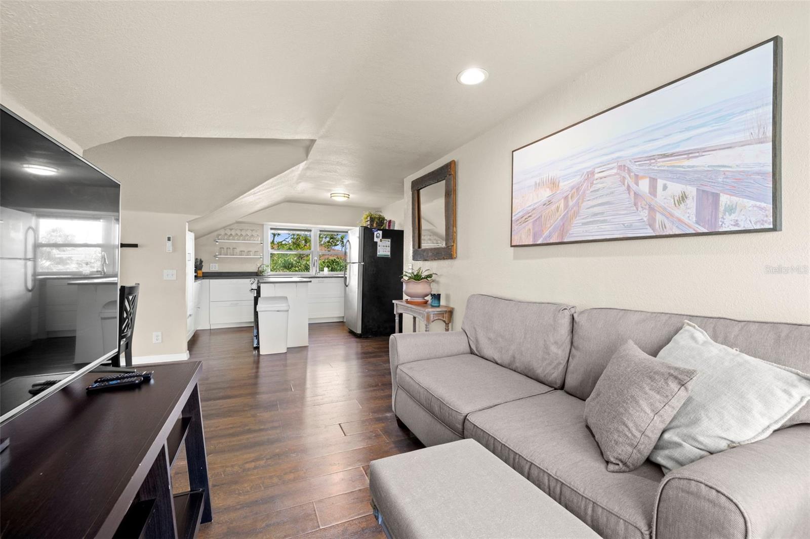 ST PETERSBURG BEACH REP - Residential Income