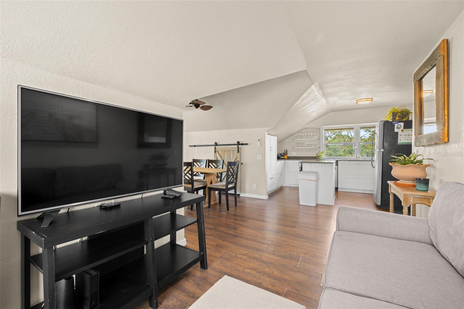 ST PETERSBURG BEACH REP - Residential Income