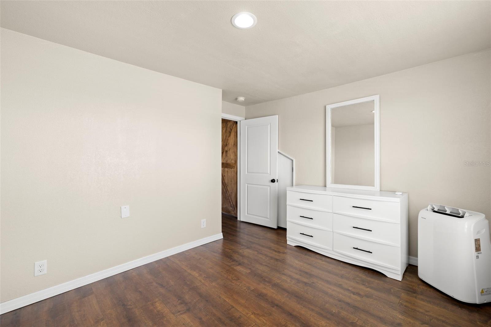 ST PETERSBURG BEACH REP - Residential Income