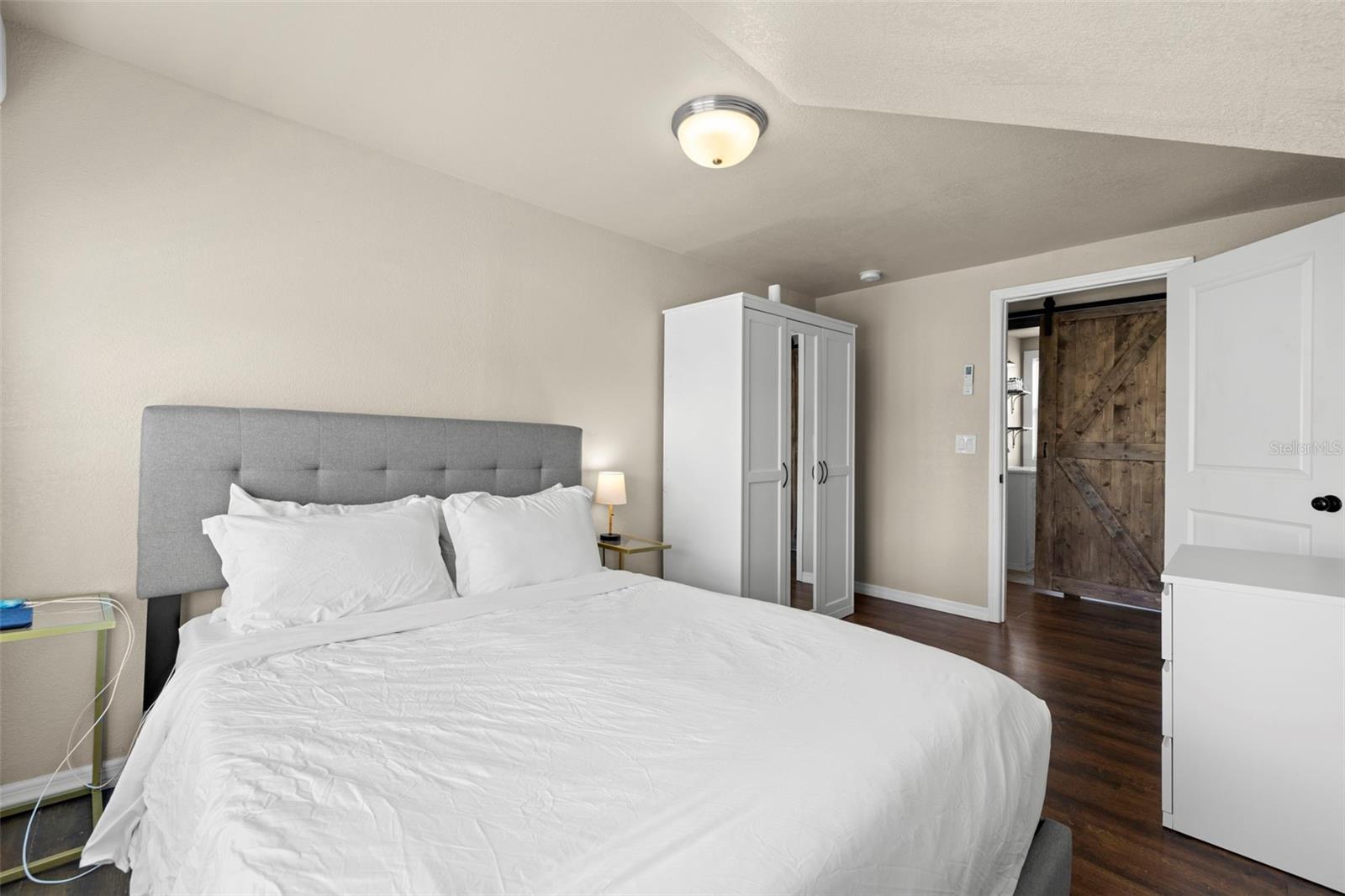 ST PETERSBURG BEACH REP - Residential Income