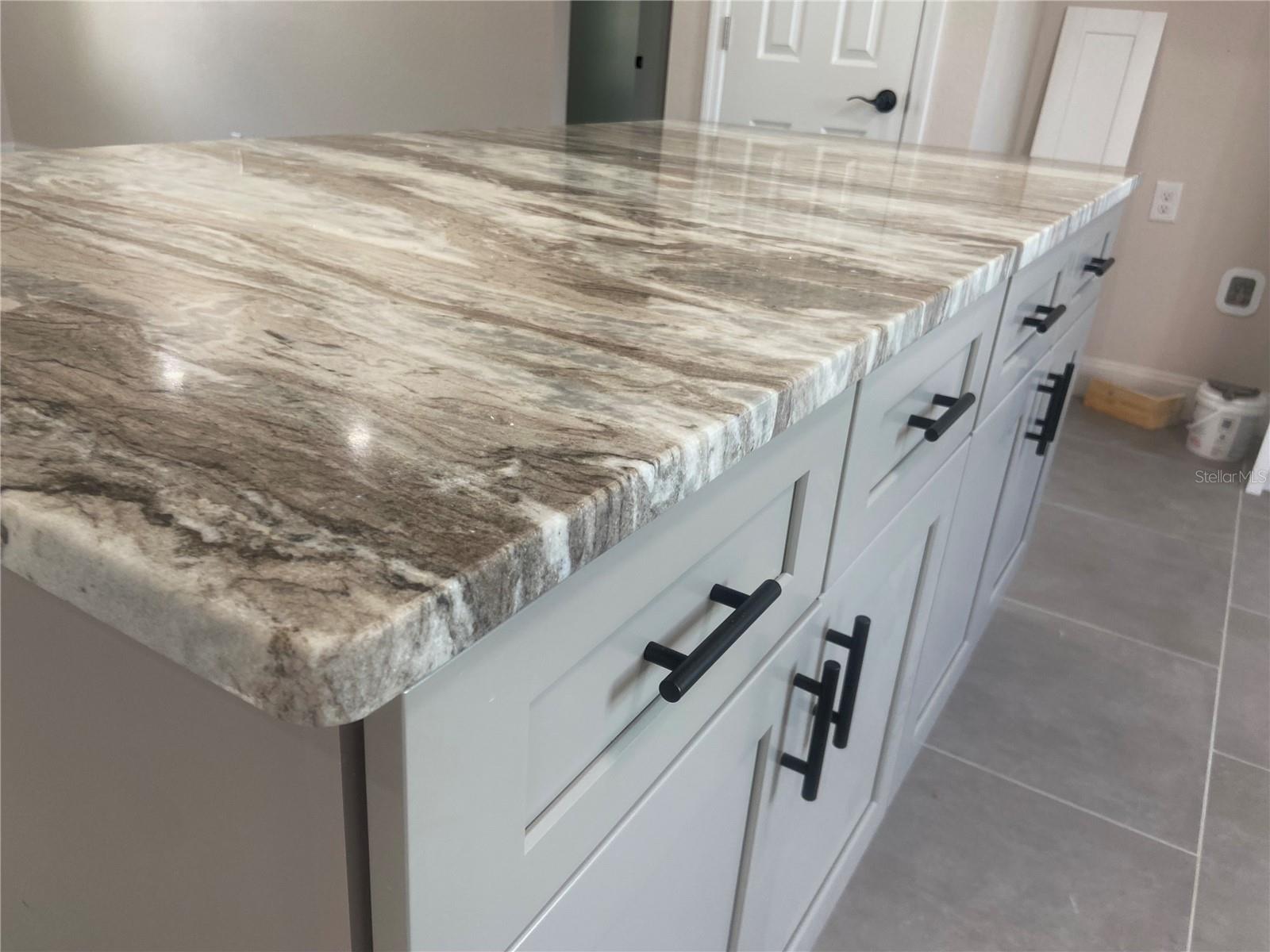 SEBRING COUNTRY ESTATE/SEB HILLS AREA - Residential