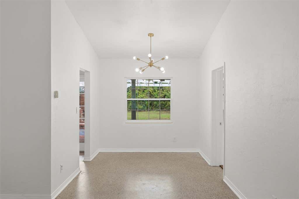 Photo of 724 Braidwood Lane, Orlando, FL 32803 (MLS # O6429806)