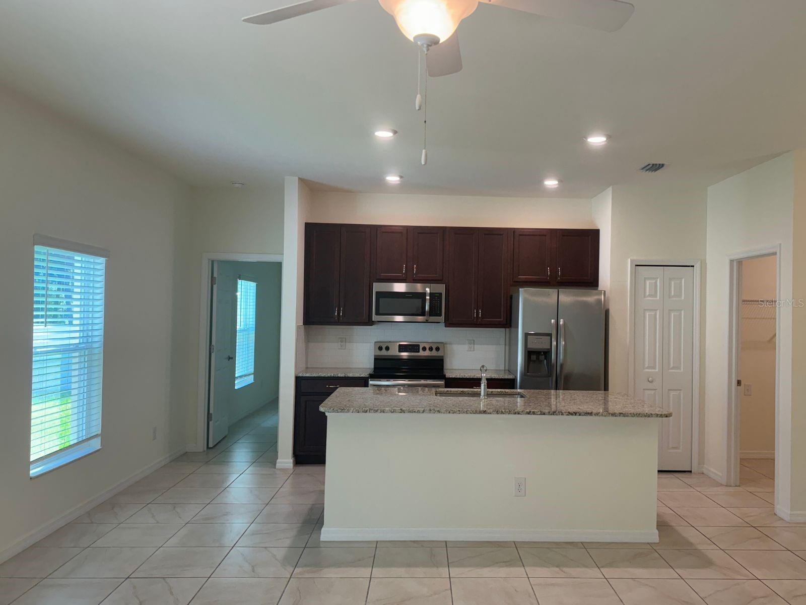 PORT CHARLOTTE SUB 08 - Residential Lease