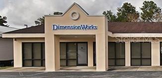 Class A 1620 SQ FT retail space with frontage on a very busy main road - SR 200/SW College Rd in Ocala, FL. Close to all major national retailers and franchise chain stores.