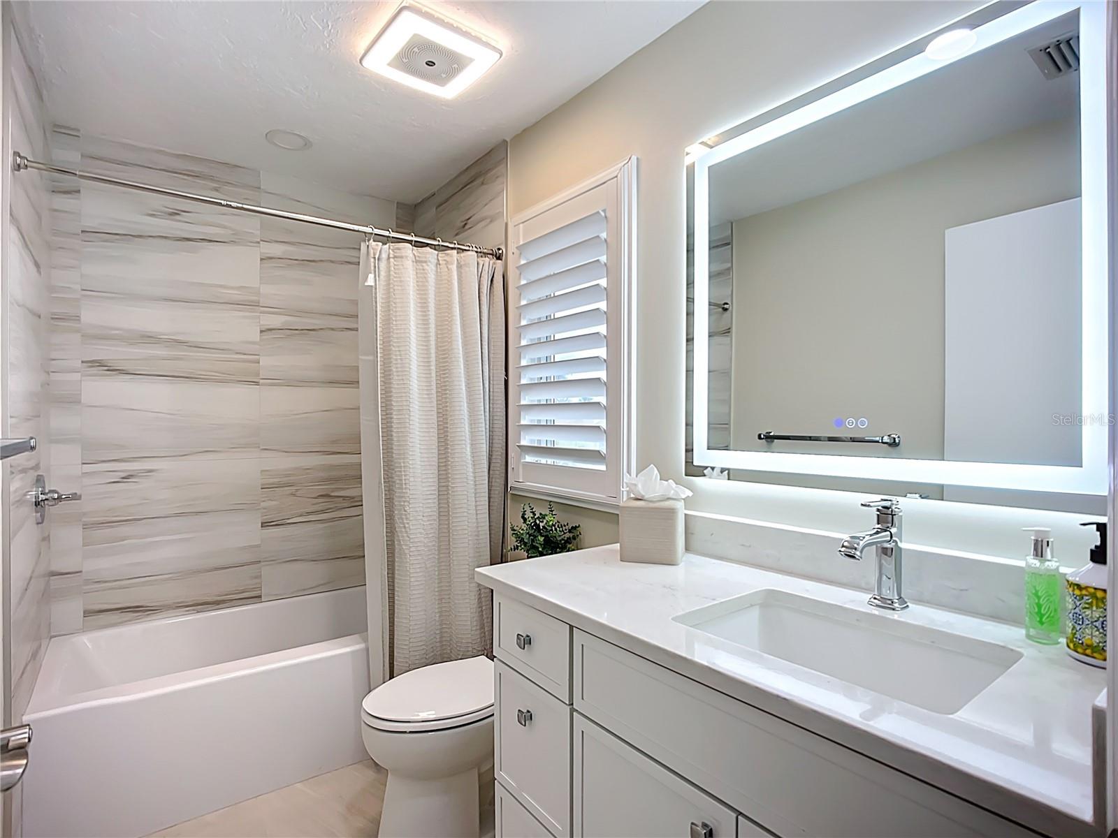 NORTH POINT HARBOUR UNIT TWO - Residential