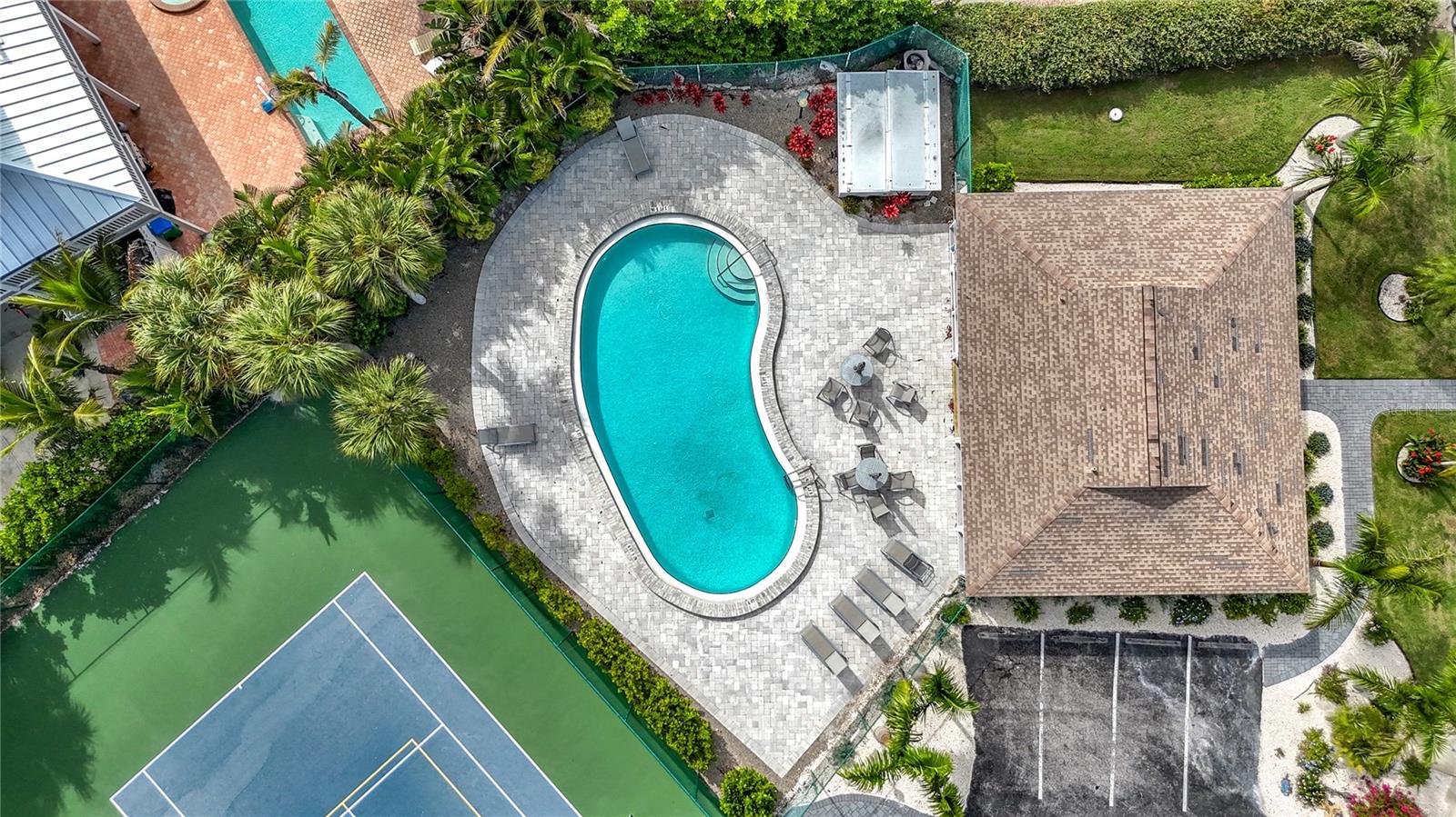 NORTH POINT HARBOUR UNIT TWO - Residential