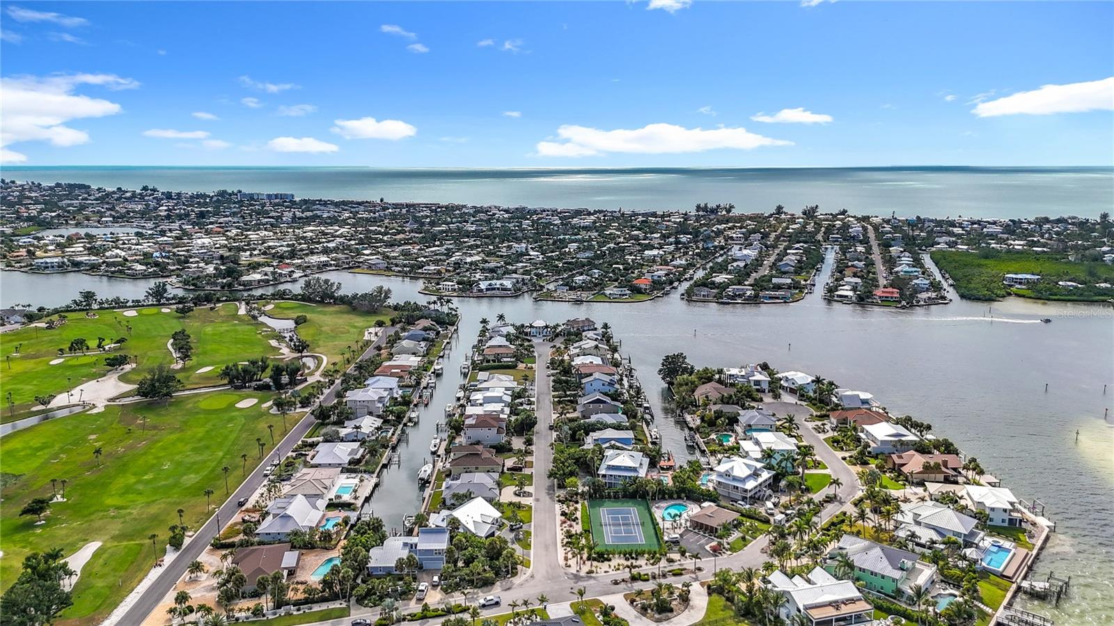 NORTH POINT HARBOUR UNIT TWO - Residential