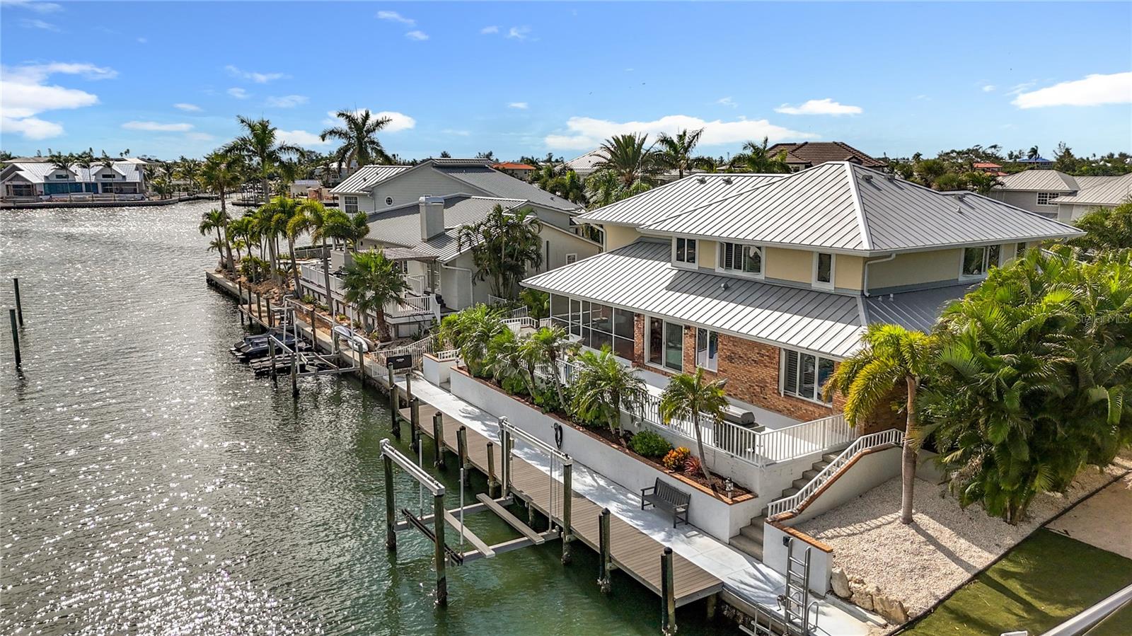 NORTH POINT HARBOUR UNIT TWO - Residential