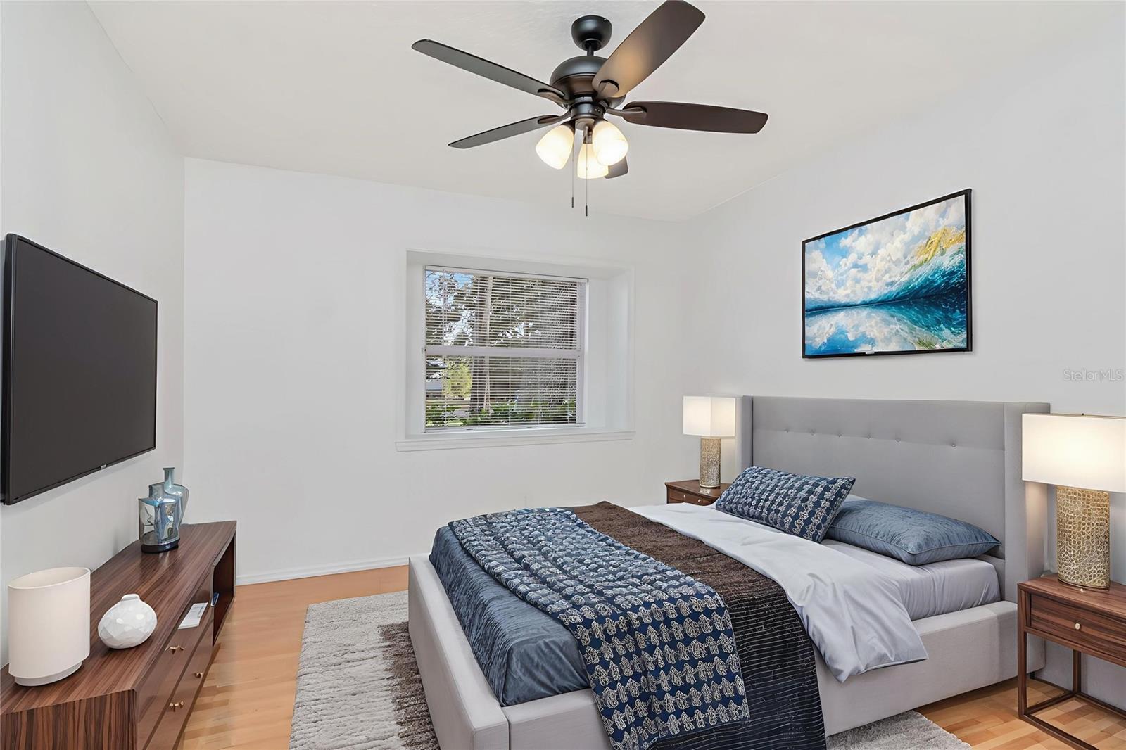 TURTLE LAKES - Residential