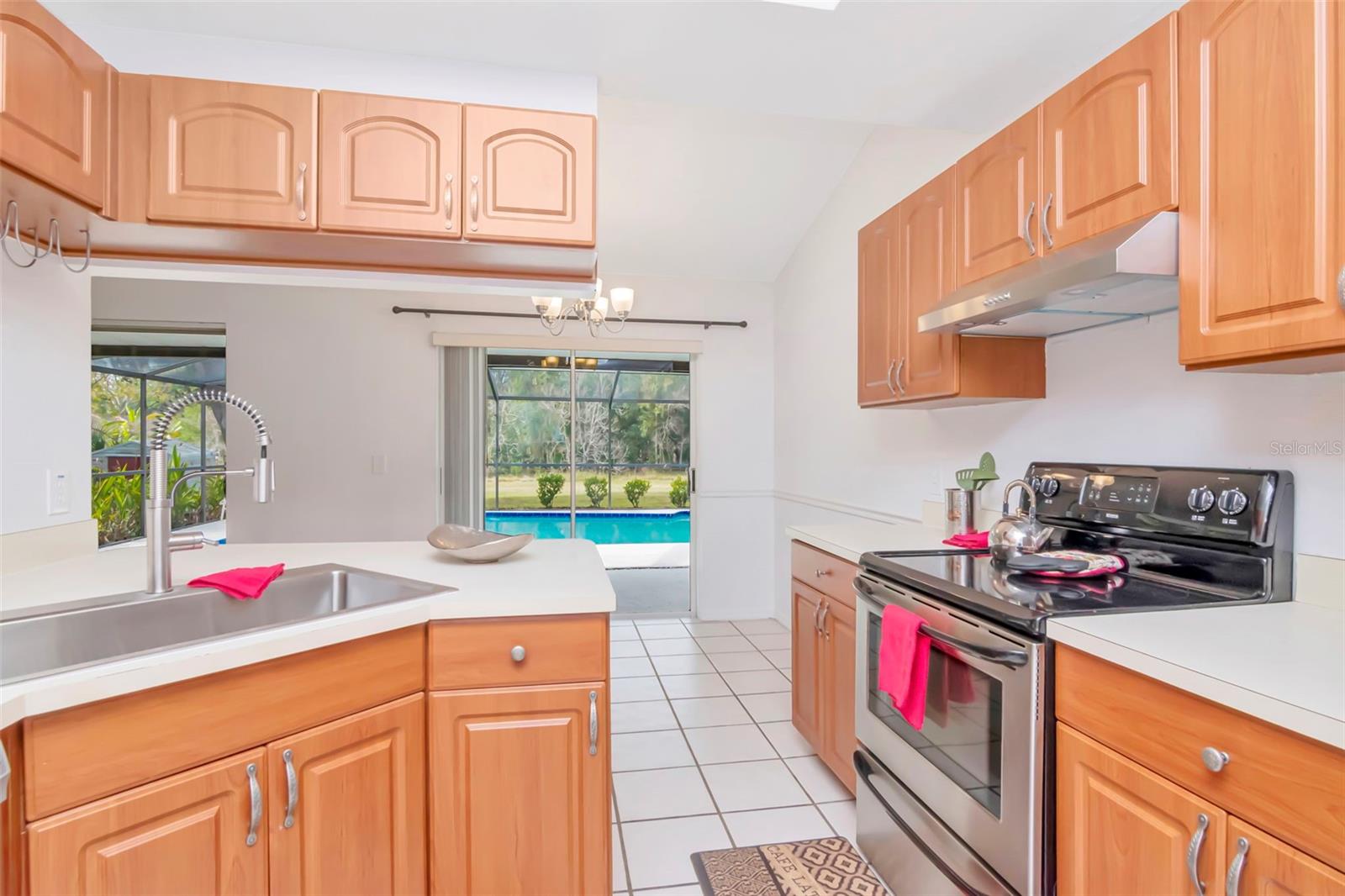 TURTLE LAKES - Residential