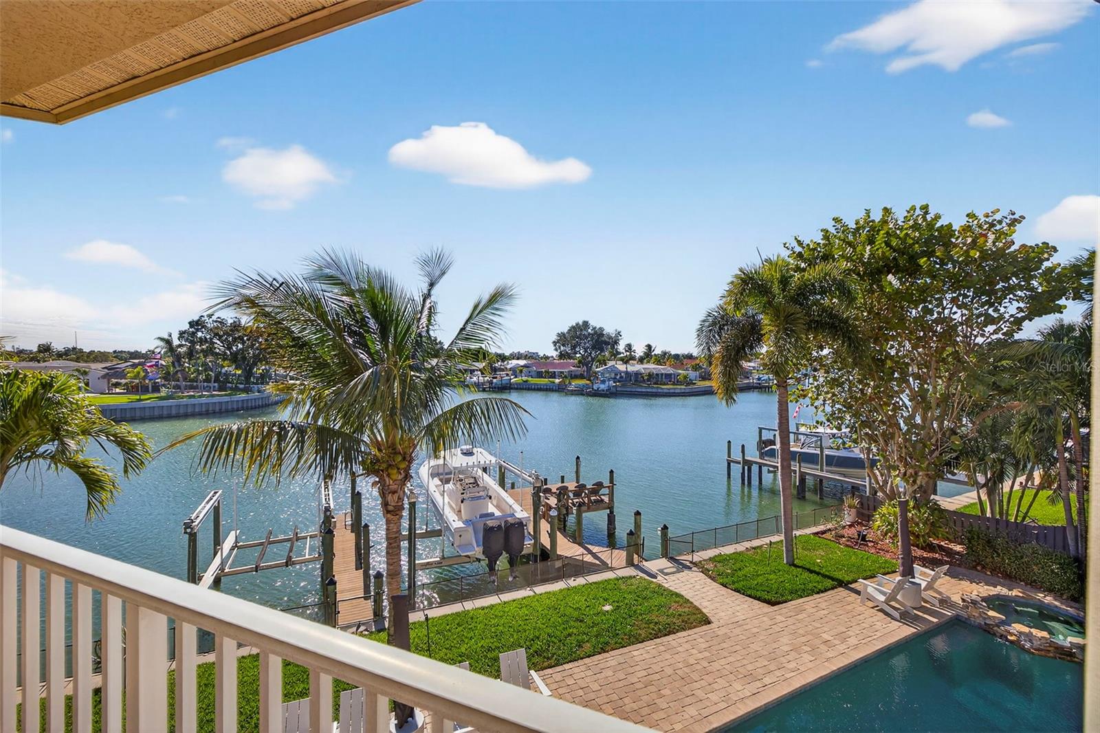 BROADWATER - Residential