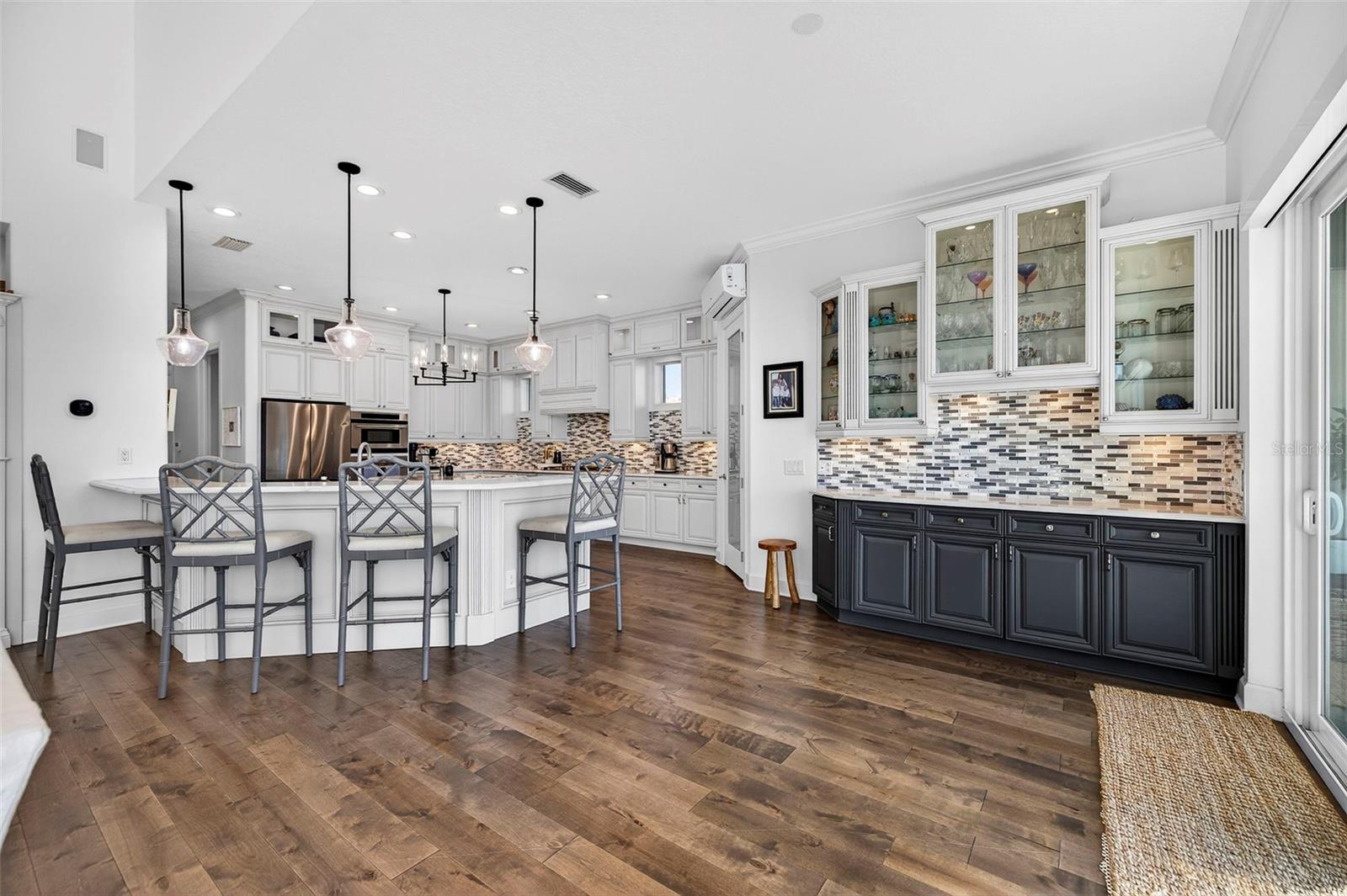 BROADWATER - Residential