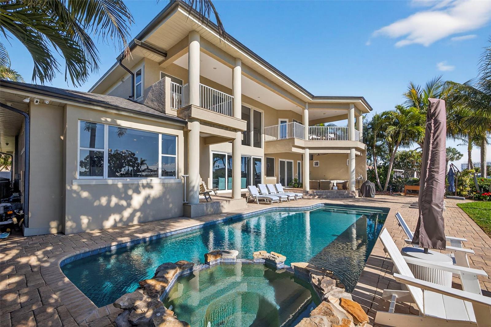 BROADWATER - Residential