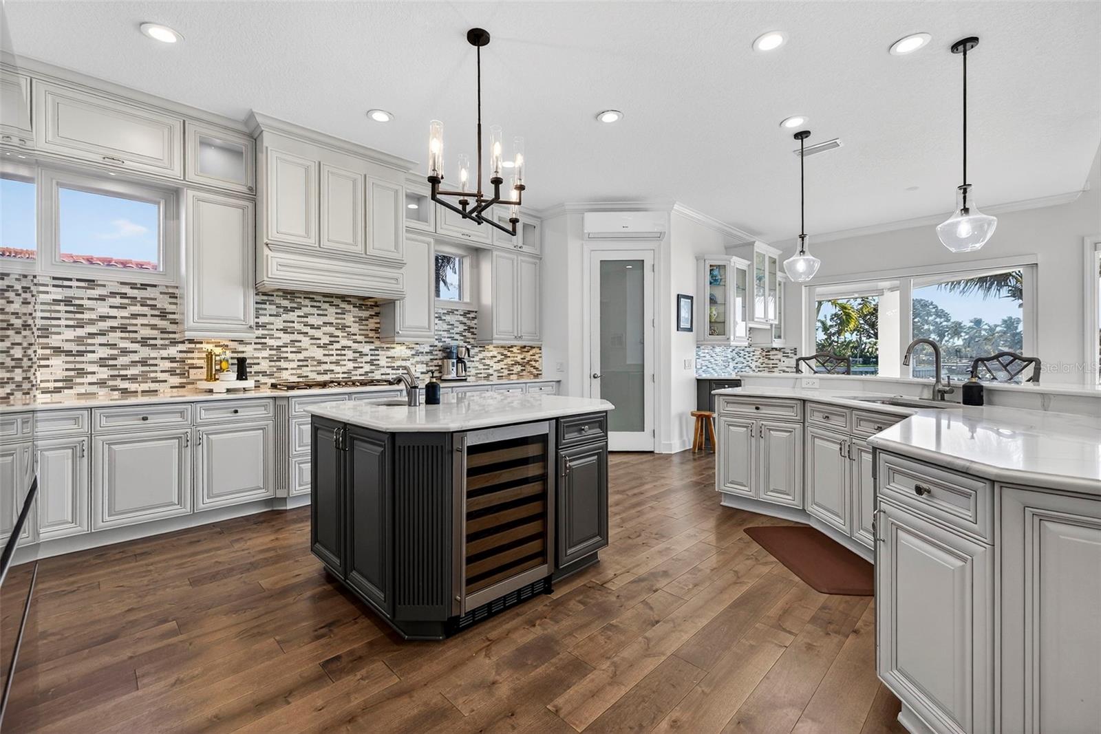 BROADWATER - Residential