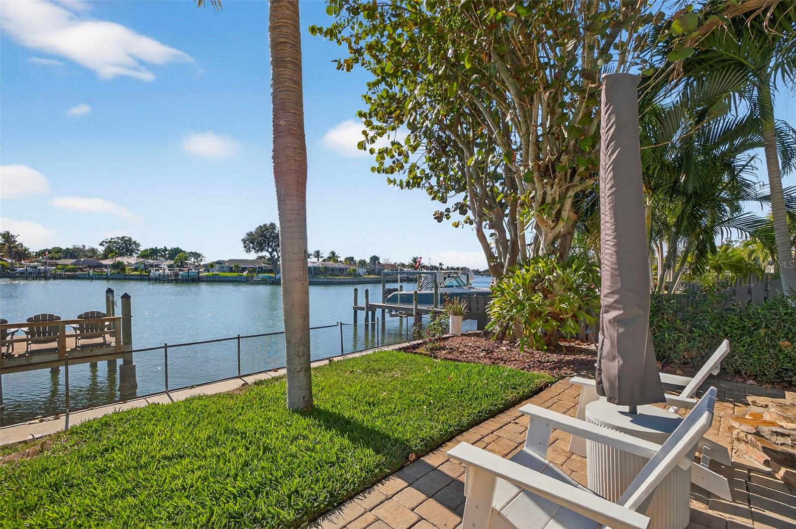 BROADWATER - Residential