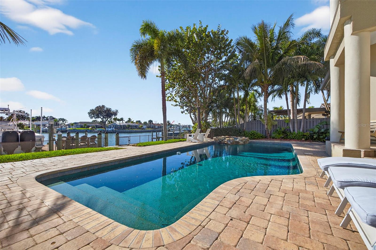 BROADWATER - Residential