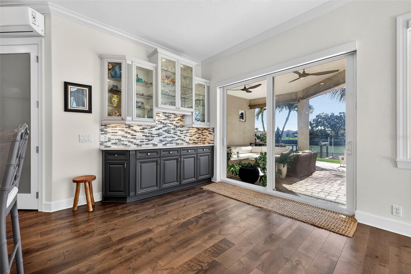 BROADWATER - Residential