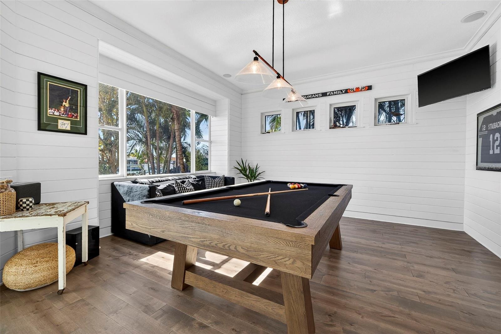 BROADWATER - Residential